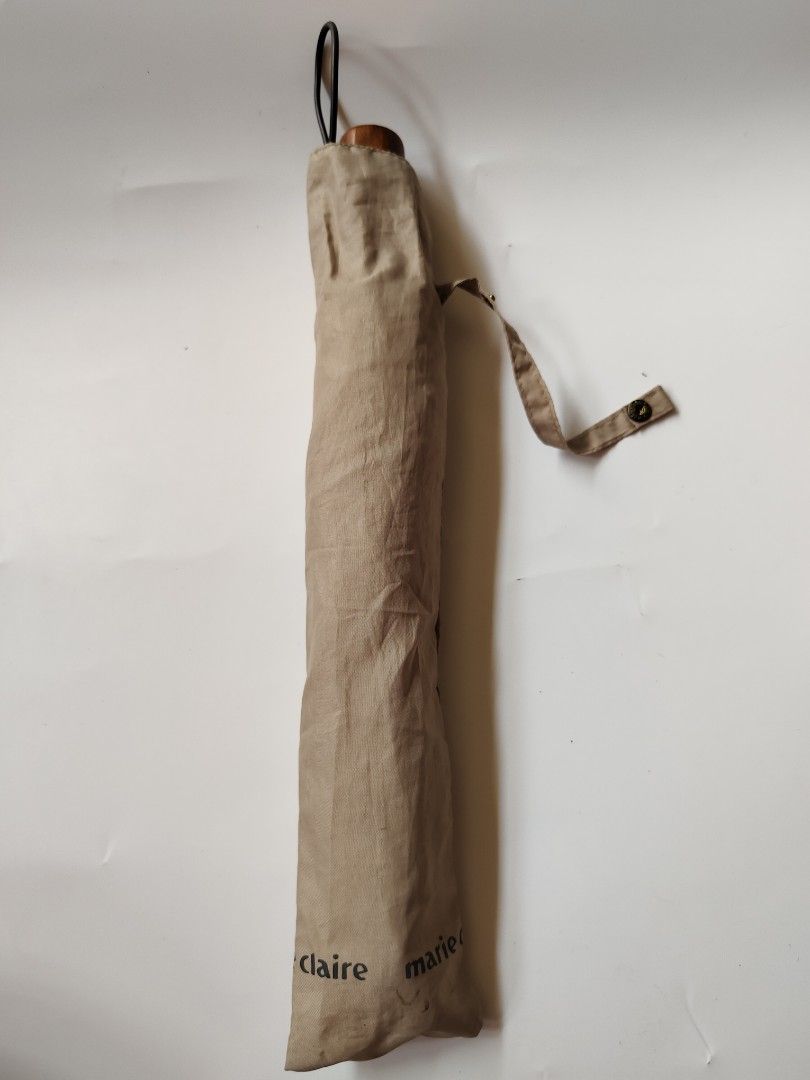 Marie Claire (Category: Umbrellas) located in Davao. Submitted by dvo_jpnstuff (Listing ID 1464787091, Image 1). Description: .