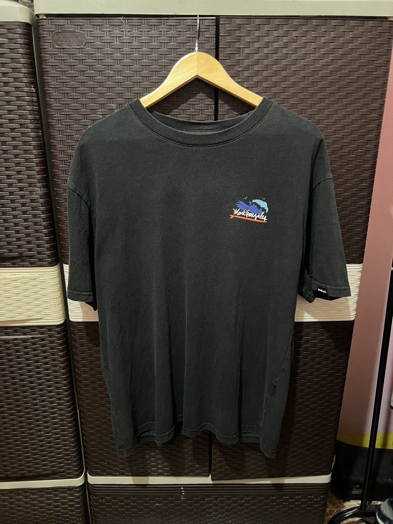 Mark Gonzales Tshirt (Category: Tshirts & Polo Shirts ) located in Manticao. Submitted by flipwithdave (Listing ID 1464805155, Image 1). Description: GOOD CONDITION✅ COLOR 8.9/10✅ WITH TAGS ✅ Dimes: L29 W21 PRICE:📩 PM na mga bossing📍‼️ IG: flip_with_dave FB: Flip With Dave Carousell: Flip with dave LOCATION: MINDANAO MOP: GCASH 📲 COURIER: J&T🚚 Pay first before delivery 📱 Strictly no cancelation ‼️ No refunds/ returns of items‼️ #flipwithdave