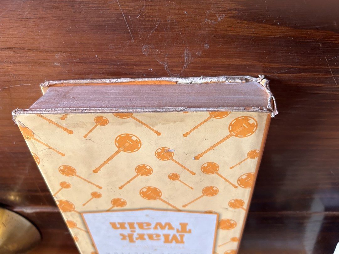 mark twain's collected stories (Category: Storybooks) located in Caloocan City. Submitted by adoreyou1102 (Listing ID 1464928763, Image 2). Description: has coffee stain at the bottom mop: gcash mod: j&t if u have any more questions about the books feel free to ask me! :).
