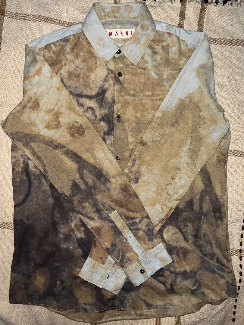 MARNI Archive Abstract Pattern Button-Up - Size 48 (Rare) (Category: Luxury Apparel) located in Manila. Submitted by allyionia (Listing ID 1464889703, Image 2). Description: Authentic MARNI long-sleeve button-up shirt featuring a stunning all-over abstract tie-dye print (総柄 / Sōgara). Beautifully crafted in Italy using premium 100% cotton in Marni’s official BRW (Brown/Earth-tone) colorway. This exact archive style is heavily sought after and is 