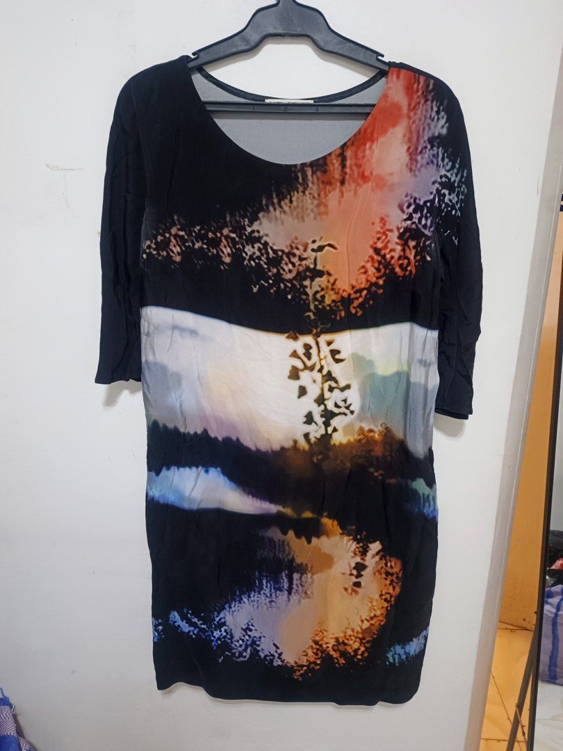 MARY KATRANTZOU (Category: Dresses) located in Dasmarinas. Submitted by jessputrages (Listing ID 1464830742, Image 1). Description: For sale Mary Katrantzou Excellent condition No issue 1k+ sf Pm for more details.