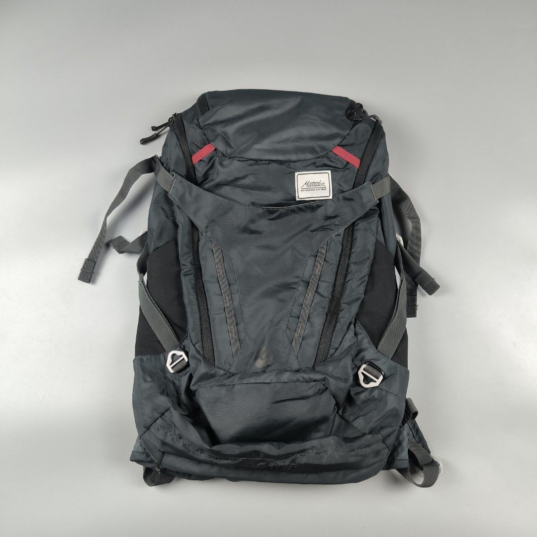 Matador Beast 28L Backpack (Category: Backpacks) located in General Mariano Alvarez. Submitted by rammrtnz (Listing ID 1464915225, Image 1). Description: Matador Beast 28L Backpack Lightweight Capacity: 28L Packable (with storage bag included) Dimension: Height - 20inches Width - 13inches Note: Issue inside sa coating inside starts to peel off na. Overall very good condition Php1880+shipping fee Mode of payment: Via Gcash/Maya or RCBC/BPI Message