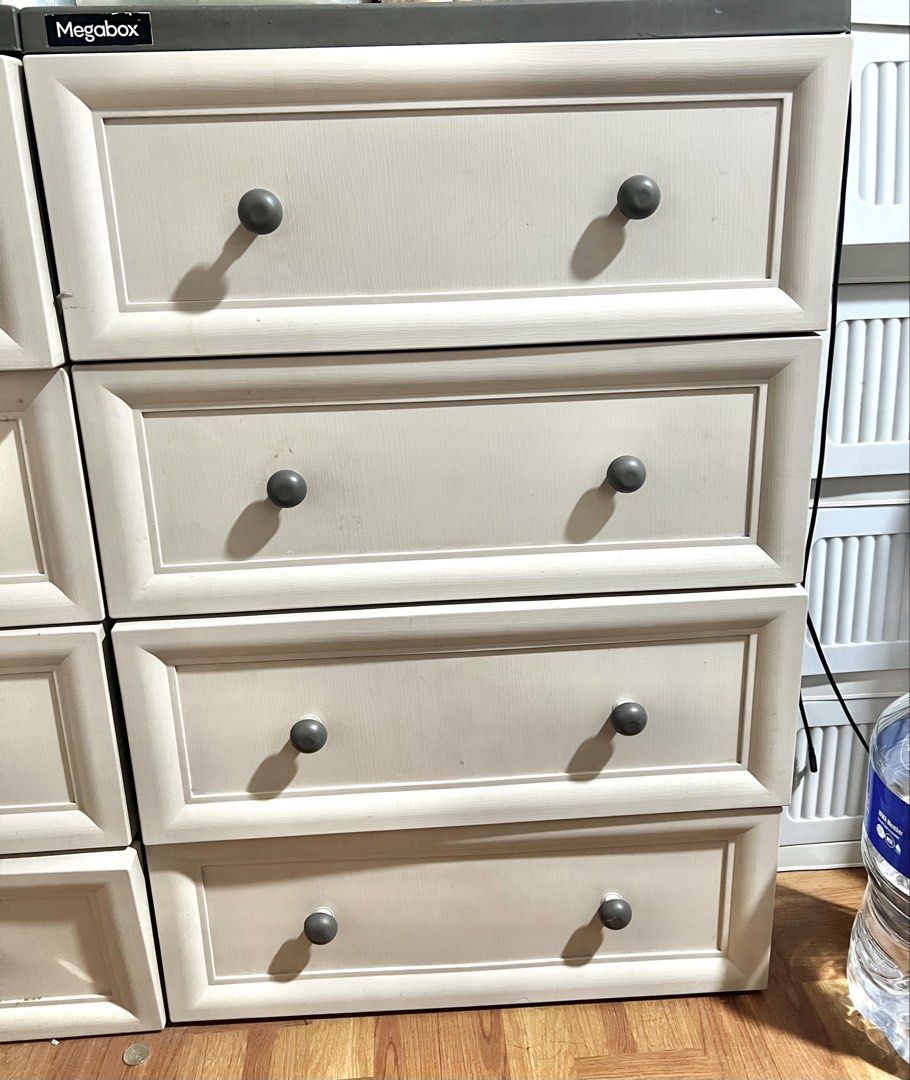 Megabox drawer (Category: Office Furniture & Fixtures) located in Manila. Submitted by mar.quin (Listing ID 1464847700, Image 2). Description: Selling Megabox Drawers 3,700 for both. 4 layers 📍 Tondo Manila Area near deca condo Please refer to the photos for the actual condition. WYSIWYG. Yung isang cabinet is may crack na pero can be glued Other than that wala na linisan na lang Decluttering is my reason .