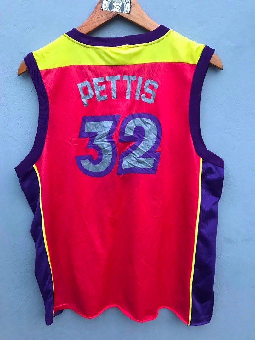 Mercury WNBA Jersey (Category: Activewear) located in Manila. Submitted by lc1993 (Listing ID 1464870955, Image 3). Description: WTS Collectors Item 90’s Authentic WNB@ Champion Jersey Mercury ( Pettis ) Size Medium on tag W-21.5 L-26 Loose stitch sa hem sa likod 1,500 Free Sg.
