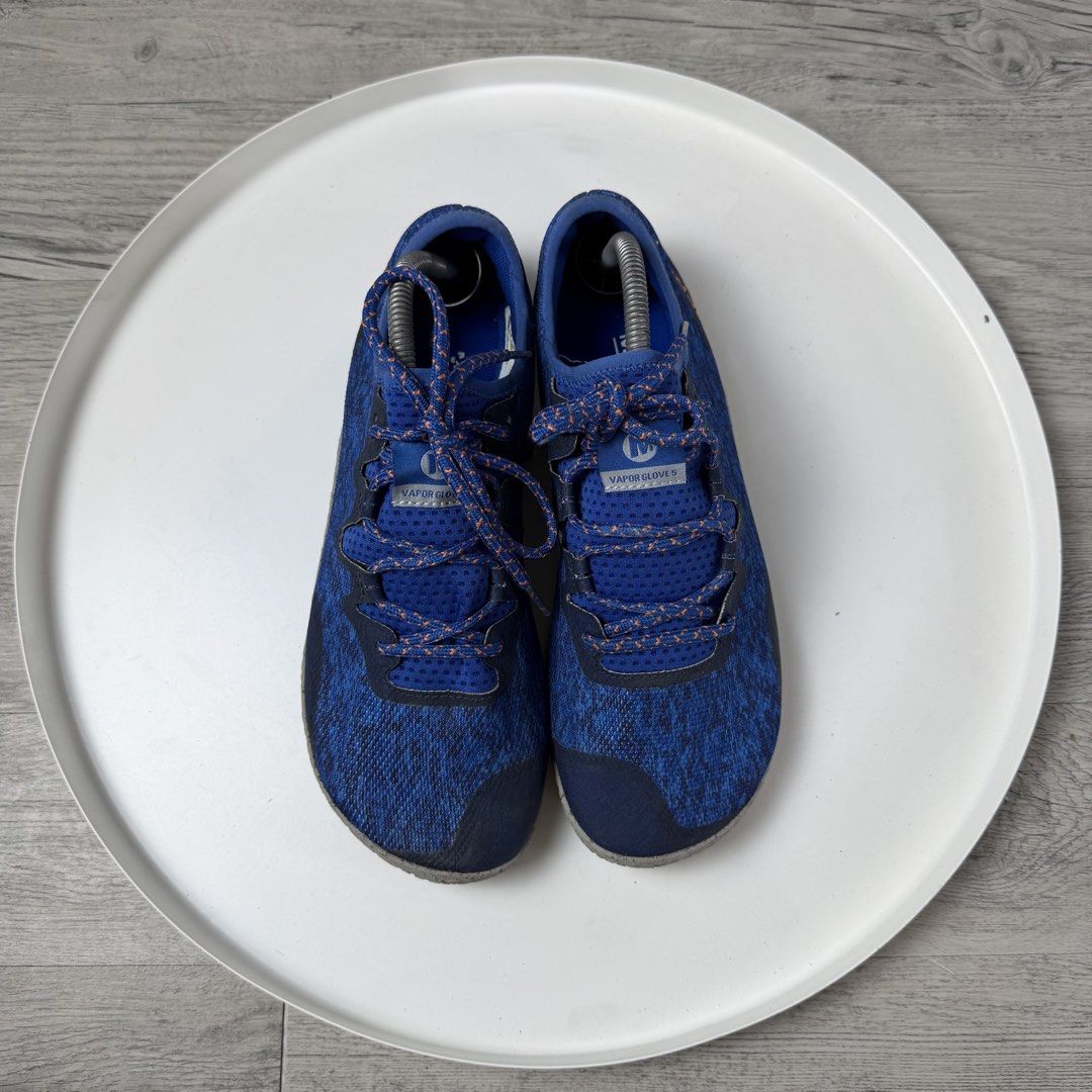 Merrell Barefoot (Category: Sneakers) located in Valenzuela. Submitted by wornagainstudios (Listing ID 1464799546, Image 2). Description: .