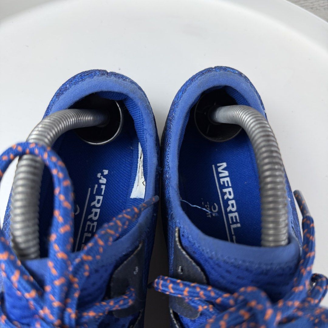 Merrell Barefoot (Category: Sneakers) located in Valenzuela. Submitted by wornagainstudios (Listing ID 1464799546, Image 3). Description: .