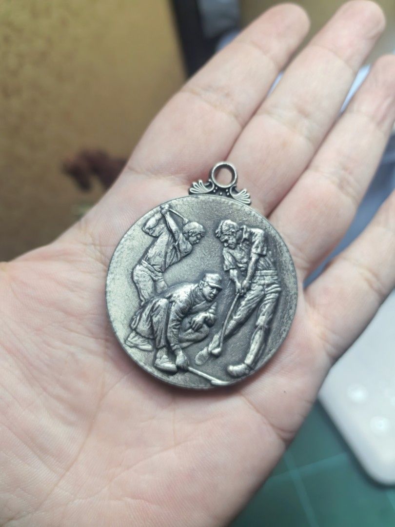 Metal Relief Trophy Insert - Golf Silver-Tone (Category: Vintage Collectibles) located in Cebu City. Submitted by dudes_villanueva (Listing ID 1464794173, Image 1). Description: Metal Relief Trophy Insert - Golf Silver-Tone In excellent condition Size: 45mm in diameter.