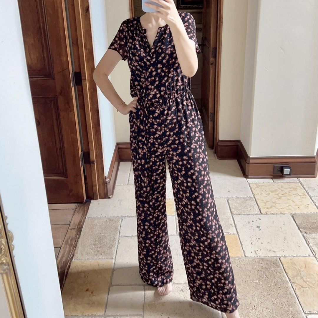 Michael Kors Black Floral Jumpsuit (Category: Luxury Apparel) located in Pagudpud. Submitted by altheacee063978 (Listing ID 1464954366, Image 1). Description: .
