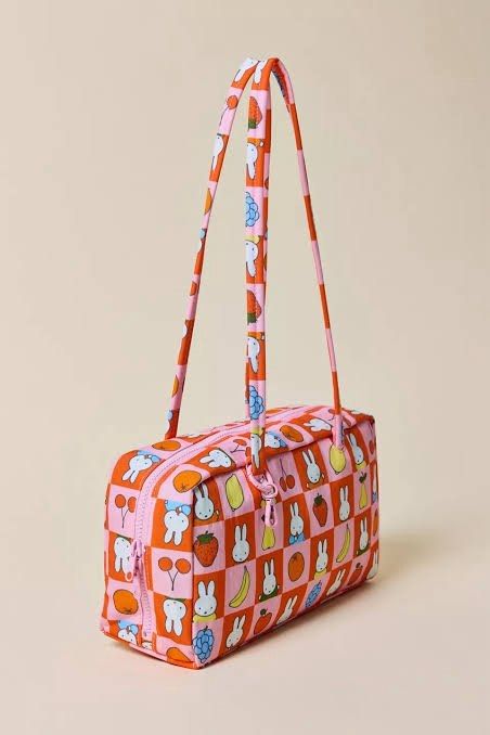 Miffy x Baggu Tote Bag (Category: Shoulder Bags) located in Manila. Submitted by patchypat01 (Listing ID 1464821971, Image 1). Description: Small Size Pre- Order Frm Hongkong.