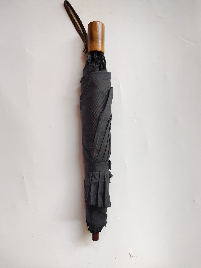 Mila schon (Category: Umbrellas) located in Davao. Submitted by dvo_jpnstuff (Listing ID 1464787524, Image 1). Description: .
