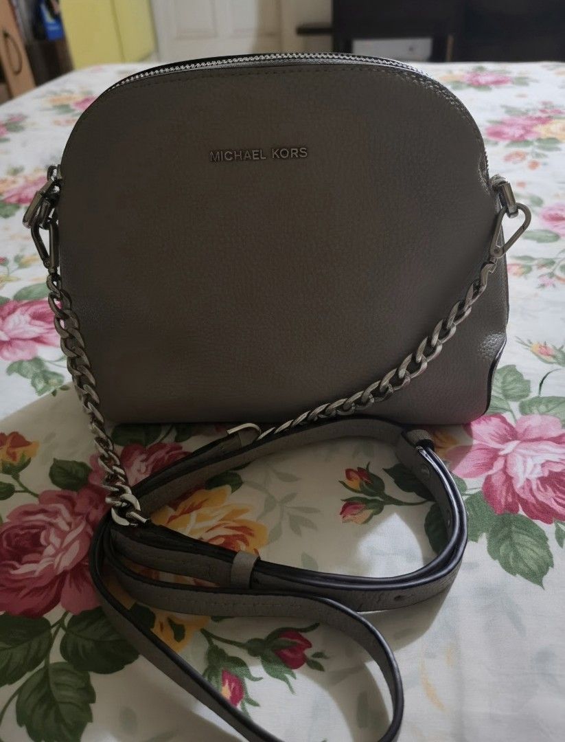 MK crossbody (Category: Cross-body Bags) located in Talisay. Submitted by tinkerbellaaaa (Listing ID 1464807638, Image 1). Description: Guaranteed OG. fixed price..