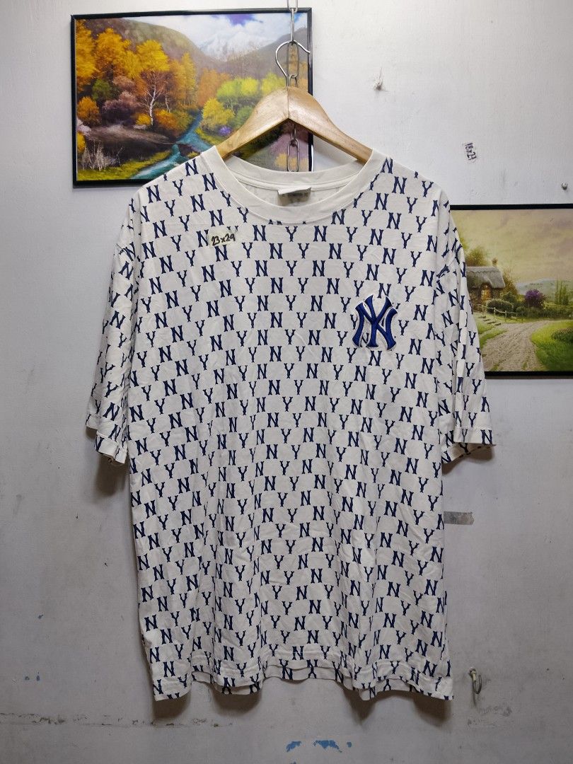 MLB NY all over printed tee (Category: Tshirts & Polo Shirts ) located in Valenzuela. Submitted by joshwrldselection (Listing ID 1464899058, Image 1). Description: large - xl very good condition need wash only thrift..