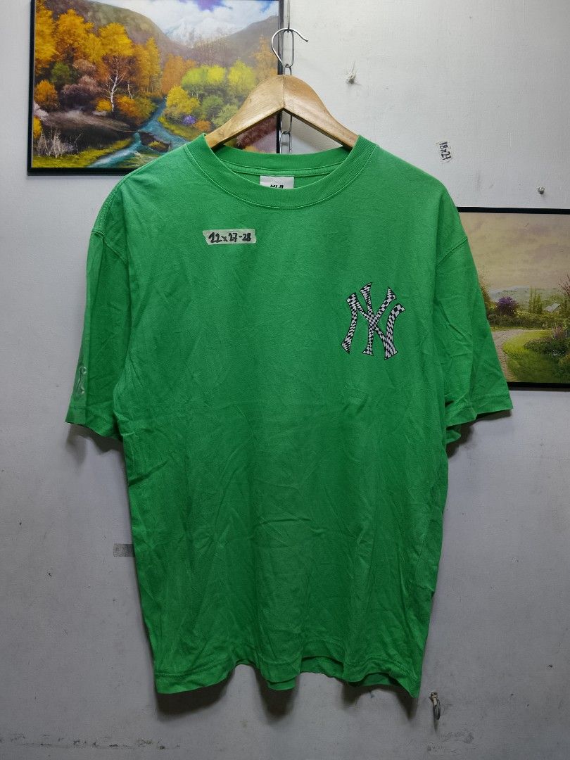 mlb ny big logo tee (Category: Tshirts & Polo Shirts ) located in Valenzuela. Submitted by joshwrldselection (Listing ID 1464909592, Image 1). Description: large - xl excellent condition no issue thrift..