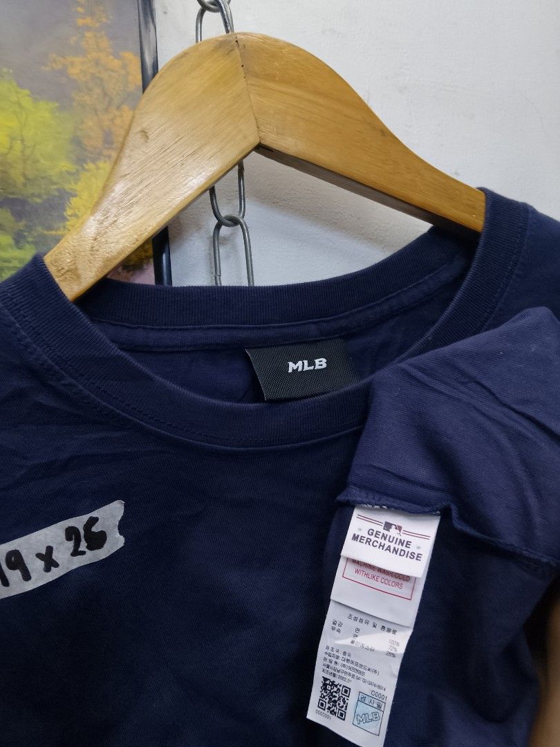mlb ny tee (Category: Tshirts & Polo Shirts ) located in Valenzuela. Submitted by joshwrldselection (Listing ID 1464908773, Image 3). Description: medium excellent condition need wash only thrift..