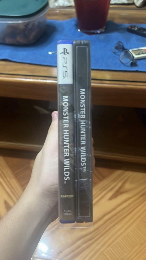 Monster Hunter Wilds PS5 with Steelbook (Category: PlayStation) located in Manila. Submitted by baluyotdav50602 (Listing ID 1464897831, Image 1). Description: - Platform: PlayStation 5 (PS5) - Includes official game disc in standard blue case - Special edition official steelbook case included -Preferably lalamove .