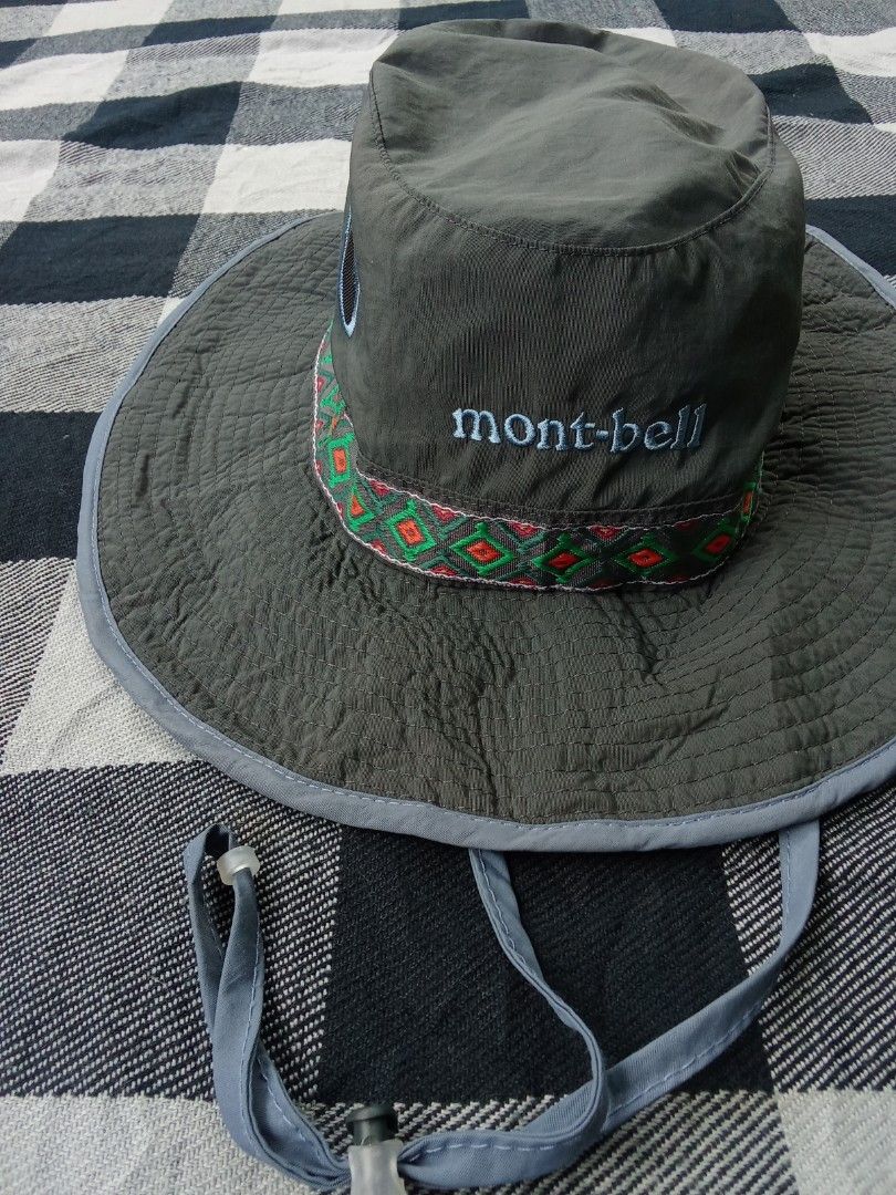 Mont-bell bush hat (Category: Caps & Hats) located in Polomolok. Submitted by timog_high_ice (Listing ID 1464796247, Image 2). Description: - Adjustable Strap - Ventilation at side - Authentic Super bet ❤️.