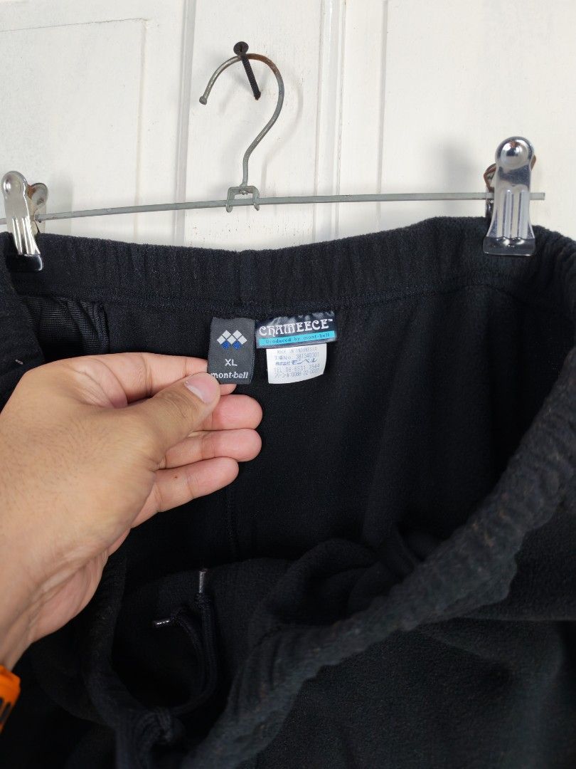 Montbell fleece pants (Category: Coats, Jackets and Outerwear) located in Manila. Submitted by potato.ph (Listing ID 1464806129, Image 3). Description: Montbell fleece pants Dimensions: Waist 32-44 Height 43 Inseam 31 Hem 9.