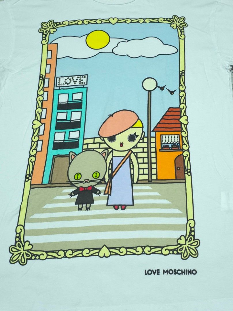 Moschino Oversized (Category: Tshirts & Polo Shirts ) located in Abulug. Submitted by humanwhosellthings (Listing ID 1464899922, Image 3). Description: MÒSCHINO Oversized T-Shirt ✅️Size: XLarge ✅️Dimes: 23W x 34L ✅Condition: Like New ✅Issue: None ✅Color Rate: 10/10.