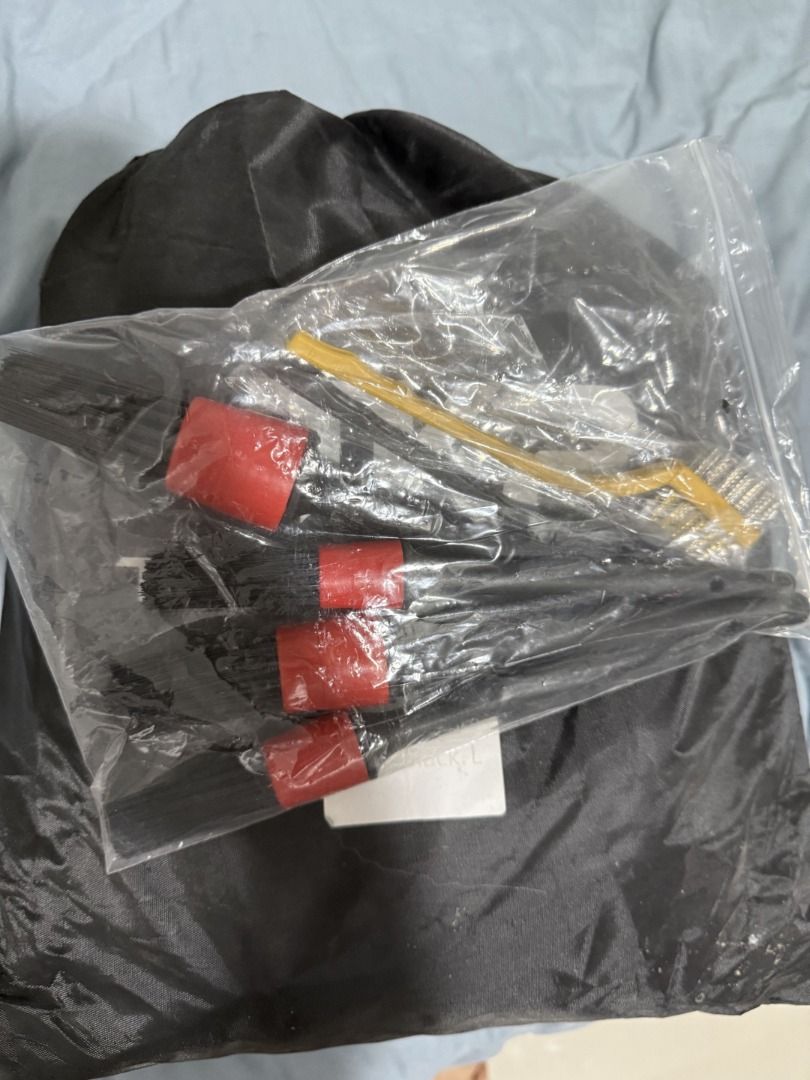 Motorcycle Dust Cover (Category: Everything Else Others) located in Manila. Submitted by mzr523 (Listing ID 1464893944, Image 2). Description: Practically new, only used once before..