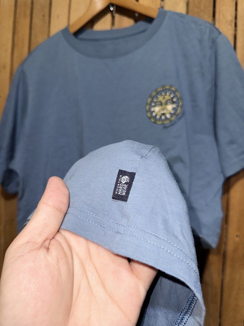 Mountain Hardwear KEA Tee (Category: Tshirts & Polo Shirts ) located in Maramag. Submitted by ghab82885 (Listing ID 1464834268, Image 3). Description: MHW KEA Tee Excellent condition No issue Size Medium on tag W20.5” x L29” fits Large 480 only.