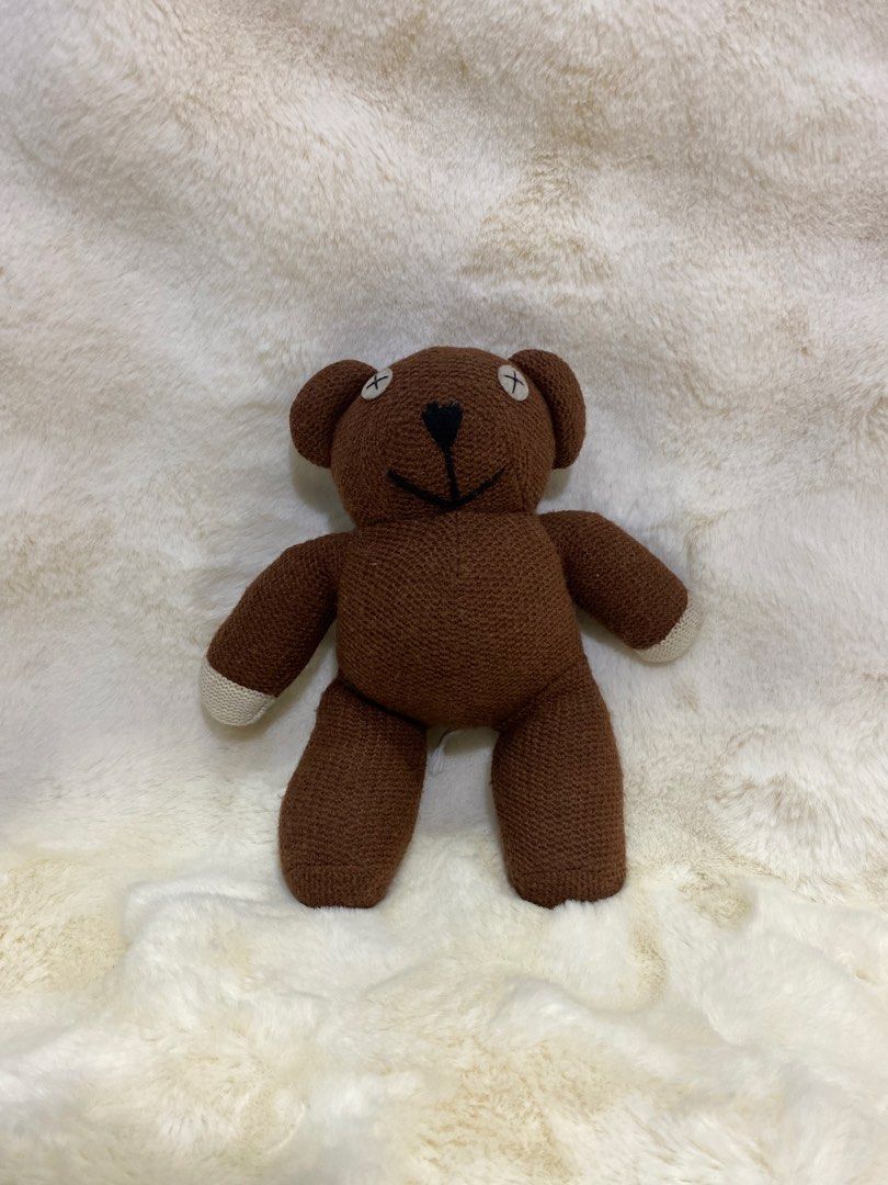Mr. bean’s Teddy plush (Category: Plushies & Soft Toys) located in Kalibo. Submitted by ollie_stuffshop (Listing ID 1464776952, Image 1). Description: 22.5cm x 21cm Before you send your inquiries: ❗️Last Price is already posted ❗️Manage your expectations, WYSIWYG ❗️May need washing ❗️Dropoff is every Wednesday & Sunday.