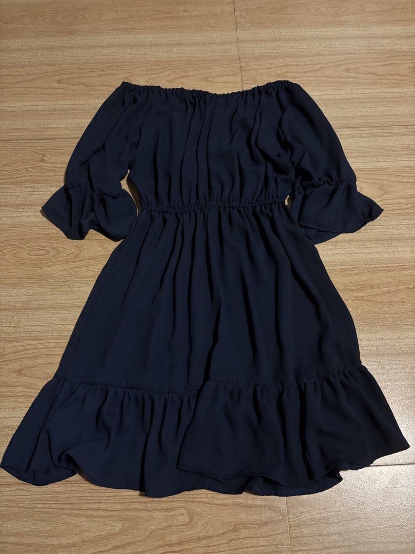 Navy Blue Off-Shoulder Ruffle Dress (Category: Dresses) located in Balanga. Submitted by hoshiluver (Listing ID 1464832790, Image 2). Description: Navy off shoulder dress Used only twice .