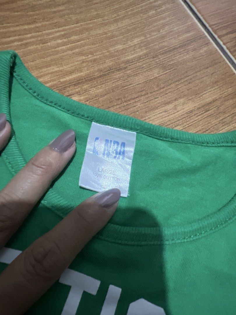 NBA Celtics baby shirt (Category: Babies & Kids Fashion) located in Rizal. Submitted by 411tatedgirl (Listing ID 1464869282, Image 2). Description: Issue on the pic (may inting tastas na tahi lng sa laylayan pero everything is good For 1-2 years old.