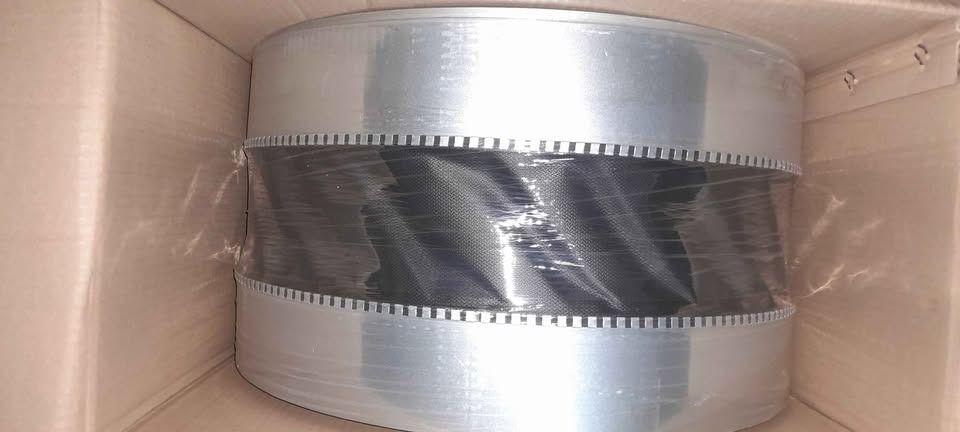 Neoprene flexible duct connector canvas joint (Category: Construction & Building Materials) located in Manila. Submitted by cyrenejoye (Listing ID 1464796586, Image 2). Description: - Material: Galvanized metal ends with black flexible fabric center - Purpose: Heavy-duty HVAC installations and ductwork vibration reduction - Availability: Multiple boxes on hand, packed securely - Fulfillment: Ready for pickup or delivery c/o lalamove.