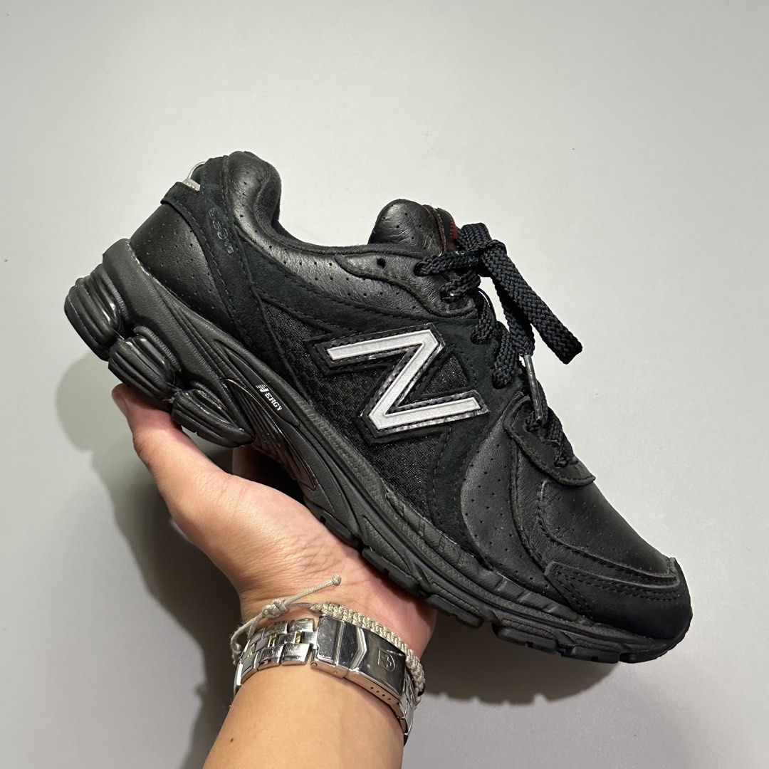 NEW BALANCE 860v2 x THIS IS NEVER THAT (Category: Sneakers) located in Baguio. Submitted by macshop_items (Listing ID 1464897041, Image 2). Description: NEW BALANCE 860v2 x THIS IS NEVER THAT - Size 6us mens/7-7.5us wmns(24cm) - Excellent condition - No issue ₱ 2,780 + sf .