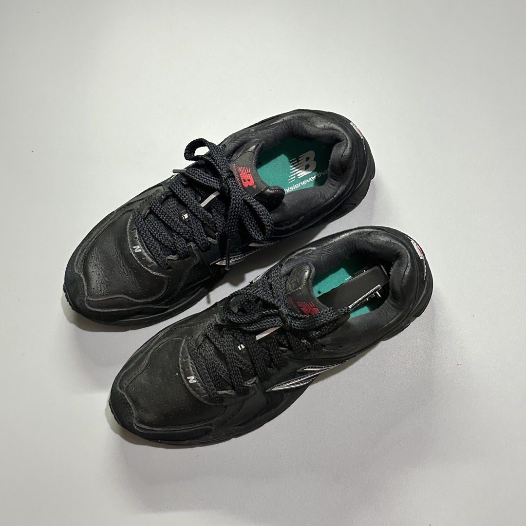 NEW BALANCE 860v2 x THIS IS NEVER THAT (Category: Sneakers) located in Baguio. Submitted by macshop_items (Listing ID 1464897041, Image 3). Description: NEW BALANCE 860v2 x THIS IS NEVER THAT - Size 6us mens/7-7.5us wmns(24cm) - Excellent condition - No issue ₱ 2,780 + sf .