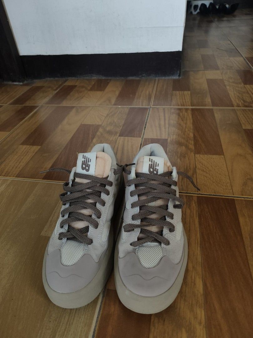 New Balance CT302 Shoes (Category: Sneakers) located in Davao. Submitted by mysticforest_0149b3 (Listing ID 1464816253, Image 1). Description: - Brand/Model: New Balance CT302 platform sneakers - Size: US 7 / EU 40 - Material/Color: Light grey mesh and suede upper with thick rubber soles - Details: Brown laces, exposed foam tongues, and original size tag inside - Condition: Clean soles with minimal wear, perfect for comfortable daily wear.