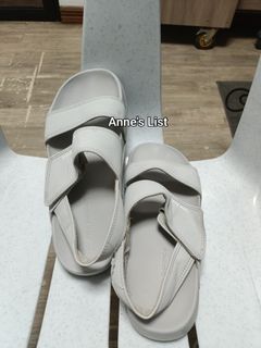 (Category: ) located in . Submitted by anne_s.list (Listing ID 1464784137, Image 1). Description: .