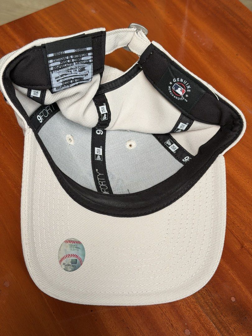 New Era 9Forty (Category: Caps & Hats) located in Iloilo. Submitted by caratdeul.17 (Listing ID 1464793578, Image 2). Description: Original New Era 9Forty Cream with blue stitching .