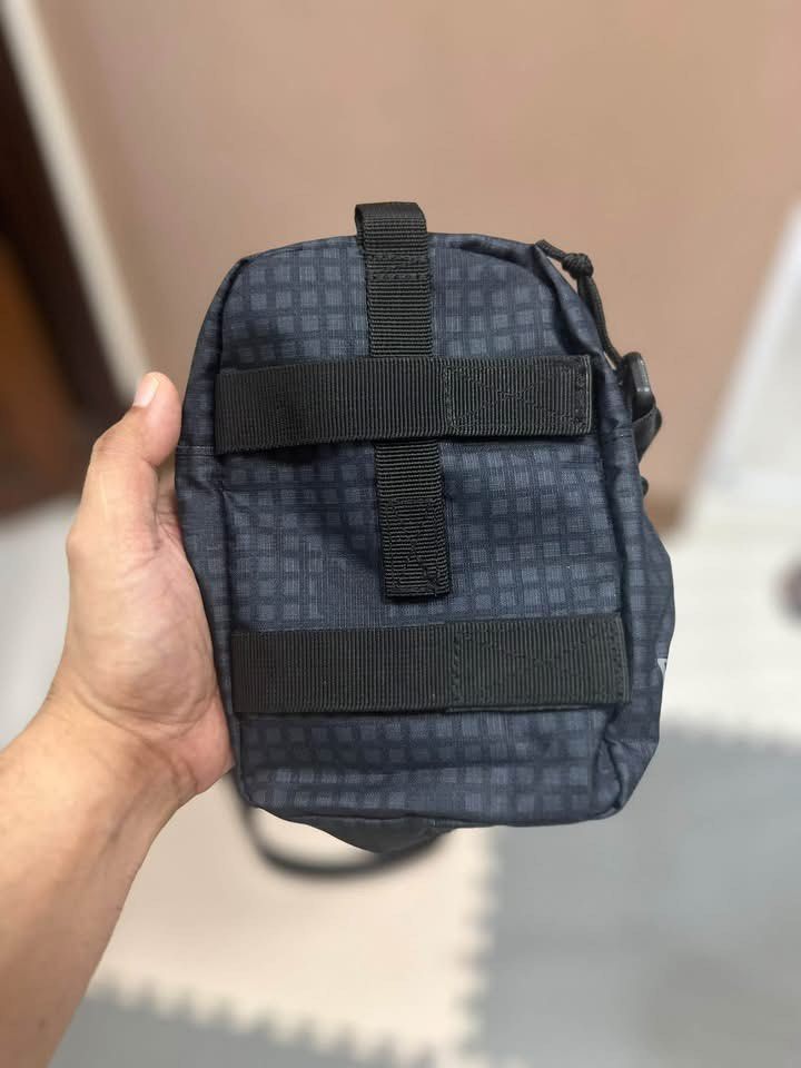 New era sling bag (Category: Cross-body Bags) located in Manila. Submitted by actd_luxury (Listing ID 1464832763, Image 3). Description: .