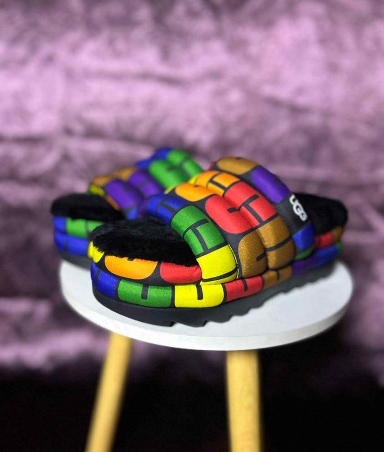 New Limited Edition UGG Maxi Pride Slides (Category: Slippers and slides) located in Pasig City. Submitted by apparelism.mnl (Listing ID 1464894048, Image 1). Description: New Limited Edition UGG Maxi Pride Slides Womens 6 Retails for 7,540 in Peso No Box 100% Original from US Lalamove/LBC Only Gcash/Bank Transfer Location: Cainta Rizal No to Lowball offers.