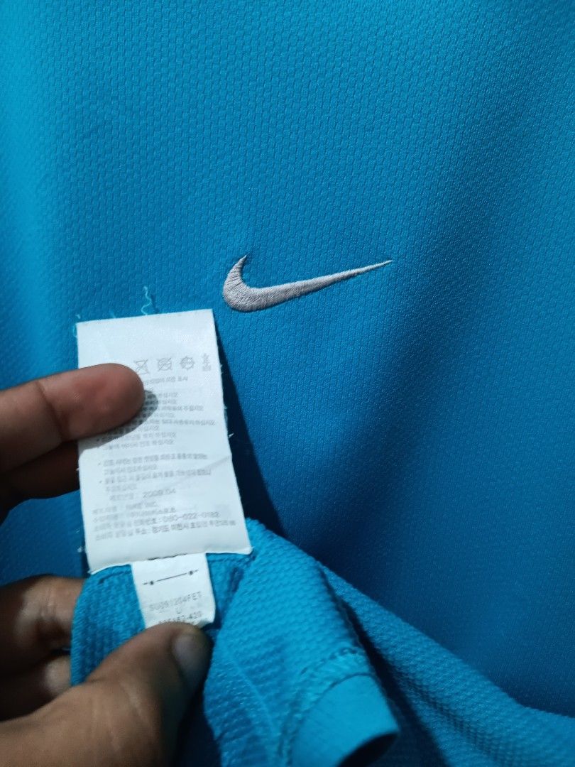 NIKE (Category: Activewear) located in Dauis. Submitted by udenglegaspi (Listing ID 1464857645, Image 3). Description: .