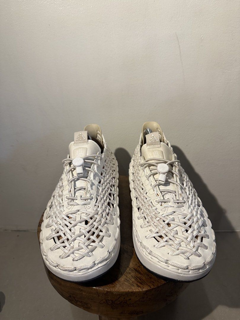 Nike ACG Watercat (Category: Sneakers) located in Quezon City. Submitted by zozostuff (Listing ID 1464784962, Image 3). Description: Nike ACG Watercat White US 7 - 25.0 Excellent condition.