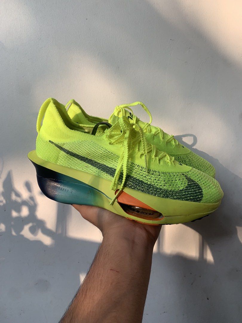NIKE ALPHAFLY (Category: Sneakers) located in Davao. Submitted by darichqt (Listing ID 1464889705, Image 1). Description: US 7.