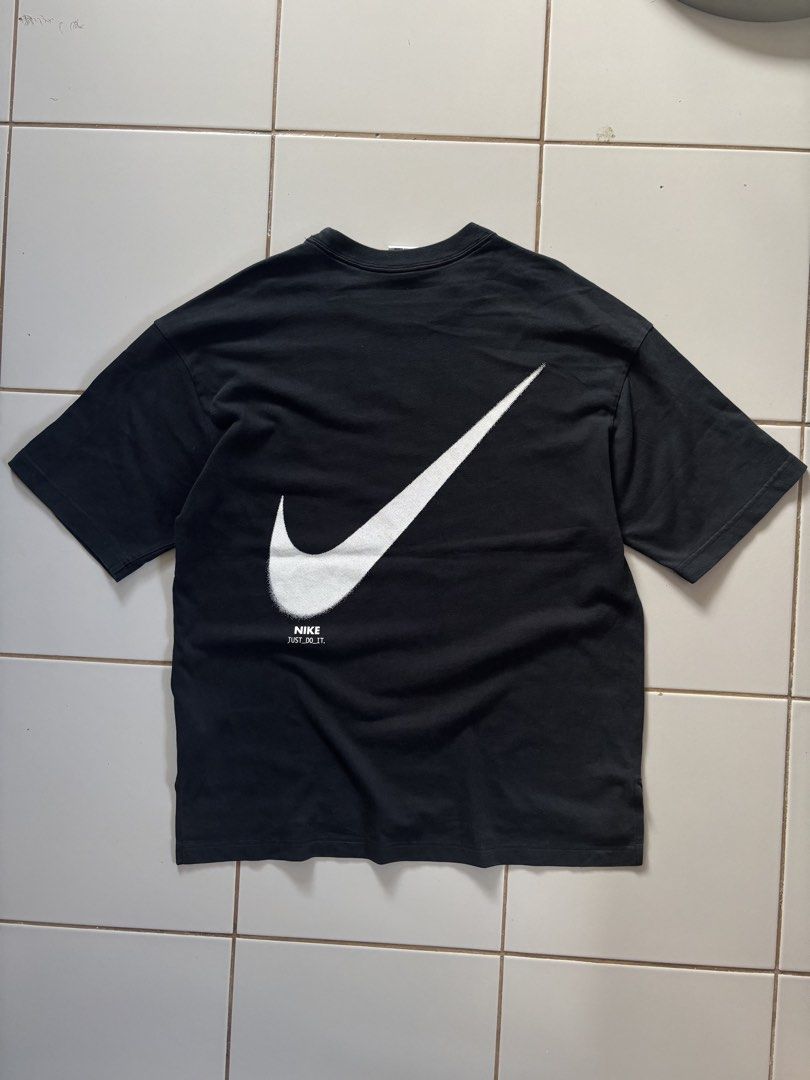 Nike Big swoosh (Category: Activewear) located in Angeles City. Submitted by daily_thrift_collection (Listing ID 1464887624, Image 1). Description: Excellent to like new 9.5/10 color rate No issue 21 x 28.