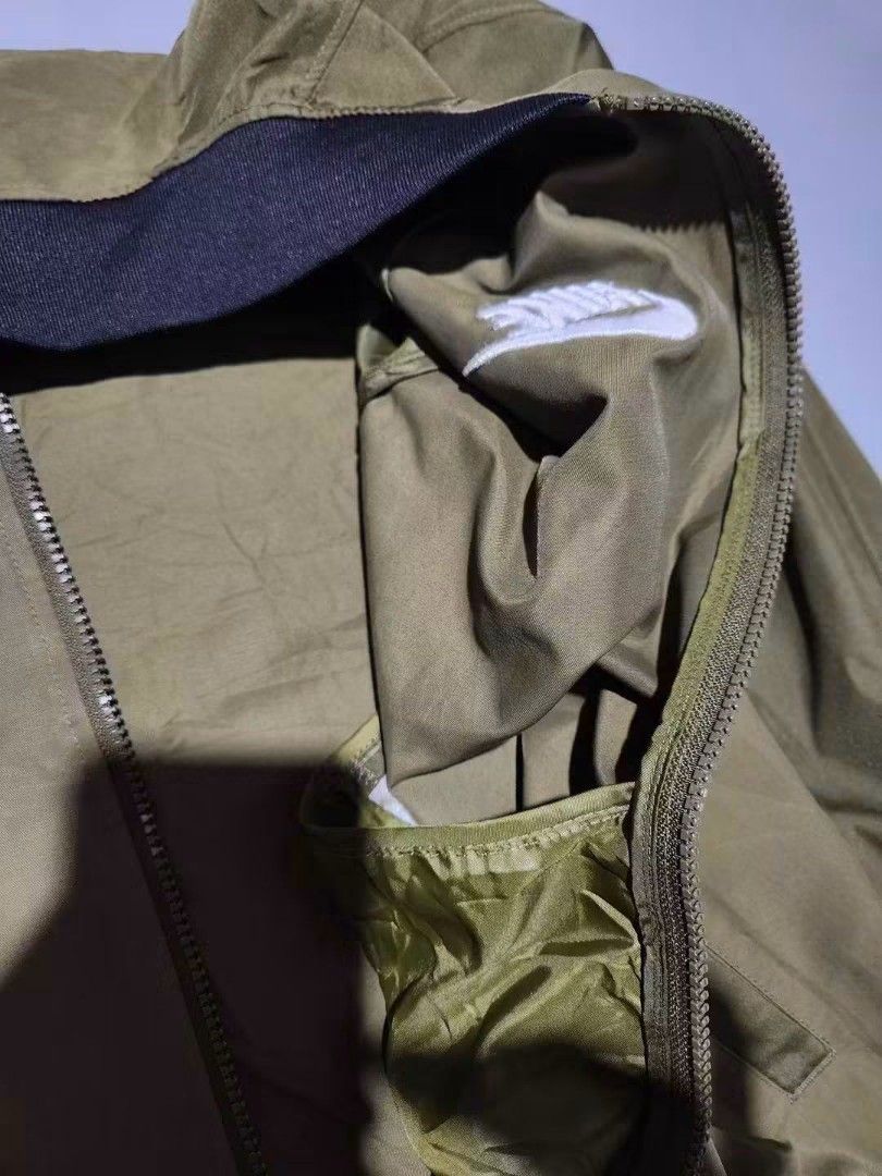 NIKE bomber (Category: Activewear) located in General Santos City (Dadiangas). Submitted by alzacksimo35414 (Listing ID 1464895820, Image 2). Description: PHOTO MAY VARY DUE TO LIGHTING 🥰 Brand: NIKE bomber jacket ✅️size L ✅️actual dimention 22 × 26 ✅️as new condition ✅️10 colorate ✅no issue 1,500 +sf DISCLAIMER: Please note that I ZACK SIMON is not affiliated with or endorsed by any brand. Any brand names or trademarks mentioned are the propert