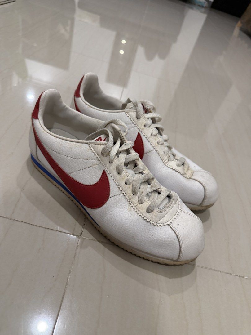Nike Cortez (Category: Sneakers) located in Malasiqui. Submitted by jeffrey89ers (Listing ID 1464884372, Image 1). Description: Bought in London US 9 Free Shipping.
