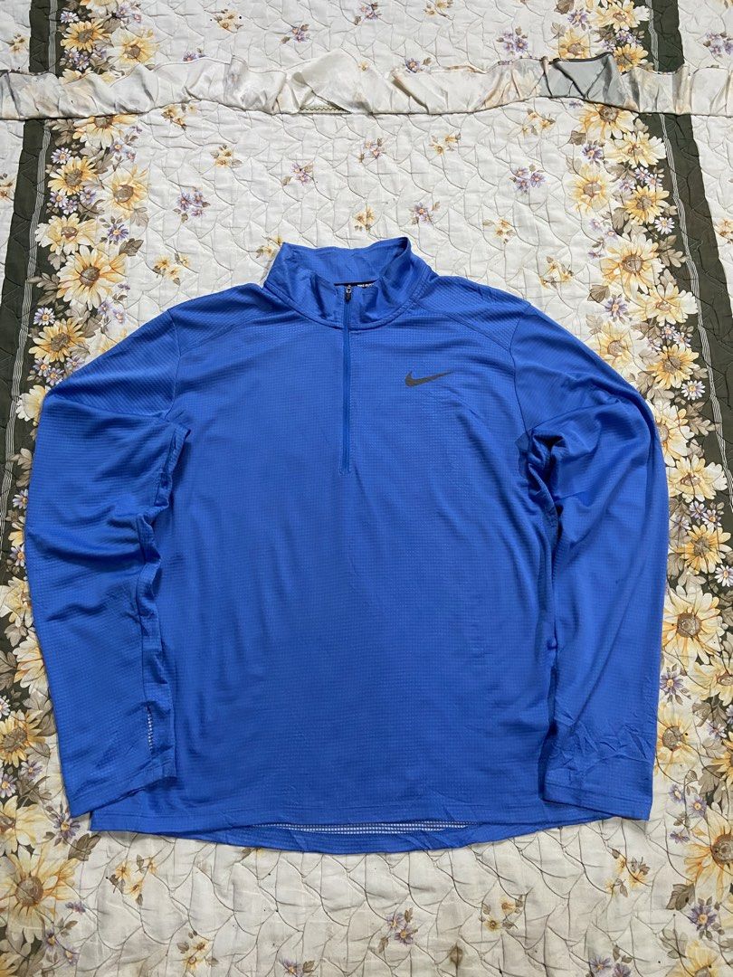 NIKE DIRFIT POLO QAURTER ZIP (Category: Activewear) located in Salug. Submitted by bagdoi_finds (Listing ID 1464901812, Image 1). Description: .