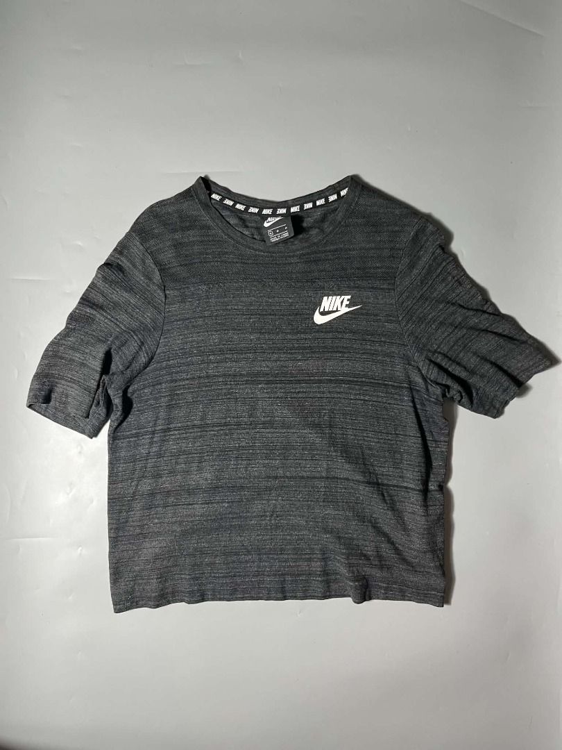 NIKE DRI FIT (Category: Shirts) located in General Santos City (Dadiangas). Submitted by arjay_genita (Listing ID 1464769965, Image 1). Description: Nike Dri fit (Crop) ‼️Size Small (19/23) ‼️Excellent condition ‼️Color rate 9.5./10 ‼️No issue.