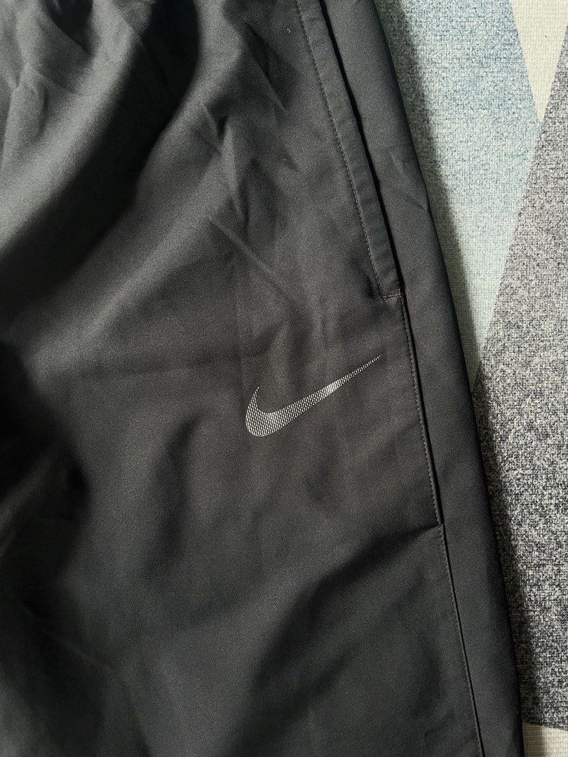 Nike Dri-Fit Pants (Category: Joggers) located in Paranaque City. Submitted by mackraven260159 (Listing ID 1464880864, Image 2). Description: Waist 28-34 x Length 38 .