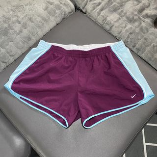 (Category: ) located in . Submitted by thriftngrind (Listing ID 1464911773, Image 1). Description: .