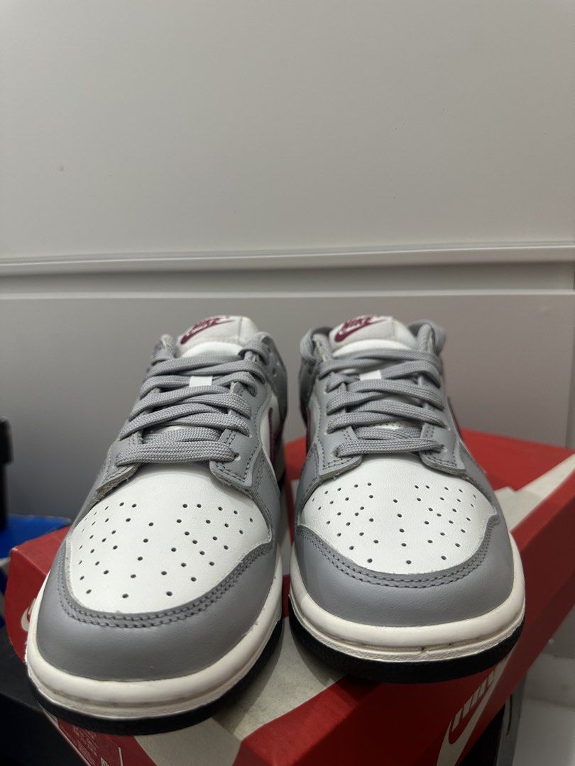 Nike Dunk Low Summit White Rosewood (Category: Sneakers) located in Manila. Submitted by johnmarpob10182 (Listing ID 1464883735, Image 2). Description: Nike Dunk Low Rosewood Size 5.5 Eur 36 Brandnew never worn Rfs:Decluttering .