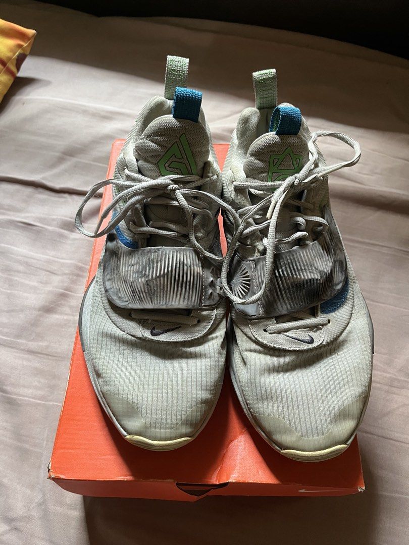 2 pair of Nike Freak 3 (Category: Sneakers) located in Manila. Submitted by tanfinds (Listing ID 1464799069, Image 2). Description: “Freeak 3 grey fog” Size 10 - 1,200 “freak 3 clear emerald” Size 9.5 - 1000 Negotiable!!! Pm lang!! Issue A little bit yellowish and no Og box but got box replacement LOC- MUNTINLUPA CITY.