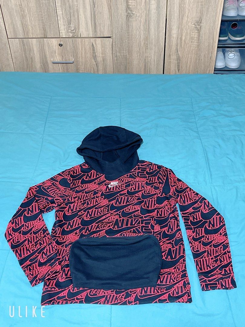 Nike hoodie Jacket Size Large (Category: Coats, Jackets and Outerwear) located in Angeles City. Submitted by sjd_stuff (Listing ID 1464829099, Image 1). Description: .