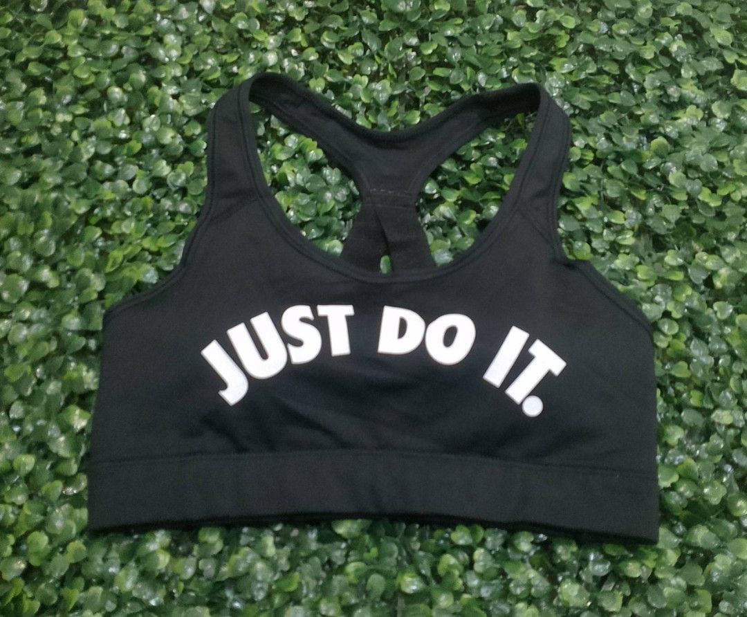 Nike Just Do It Sports Bra (Category: Activewear) located in Davao. Submitted by thrifttayo (Listing ID 1464894521, Image 1). Description: M on tag No Issue Excellent Condition .