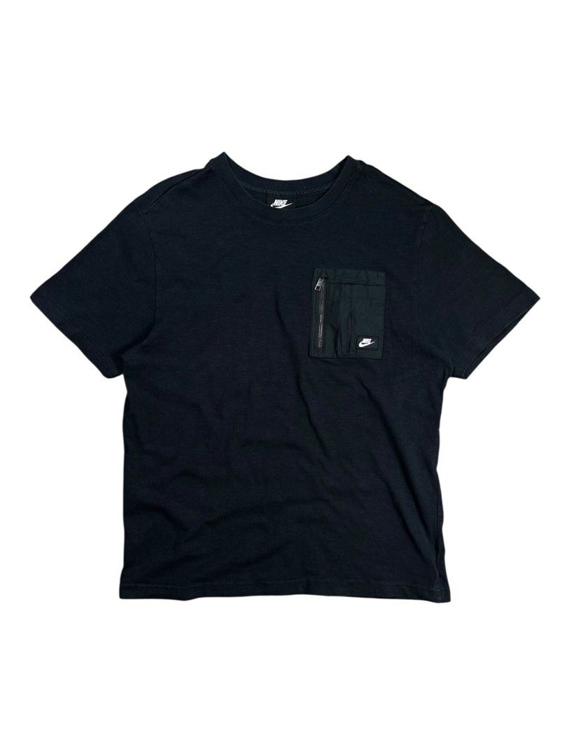 Nike Pocket Zip (Category: Tshirts & Polo Shirts ) located in Bacolod City. Submitted by gabinuks2039771 (Listing ID 1464806030, Image 1). Description: 20x26 Authentic Dm if interested .